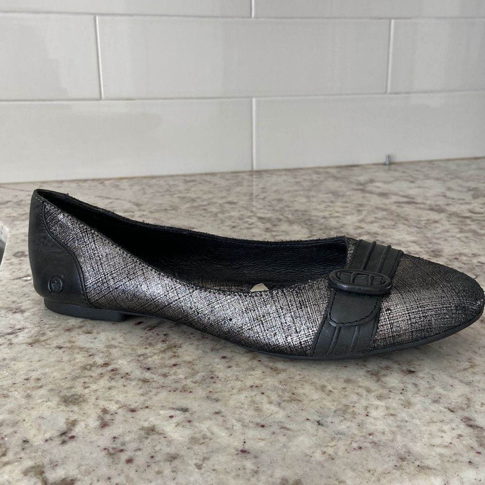 NWT Born Black/Silver Metallic Ballet Flats Shoes Size 9W - Picture 8 of 8